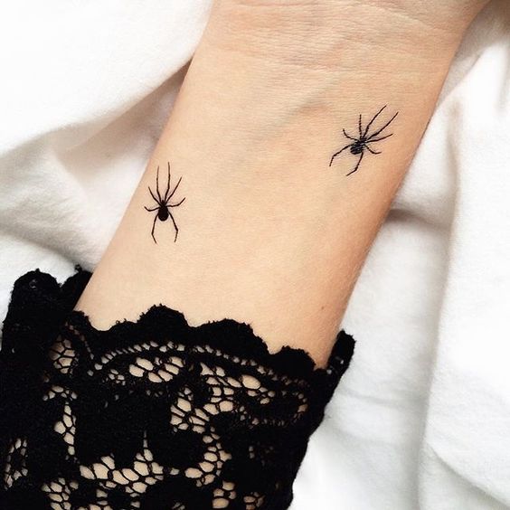 Tatouage Halloween Araign E Id Es De Tatouages Halloween Pour