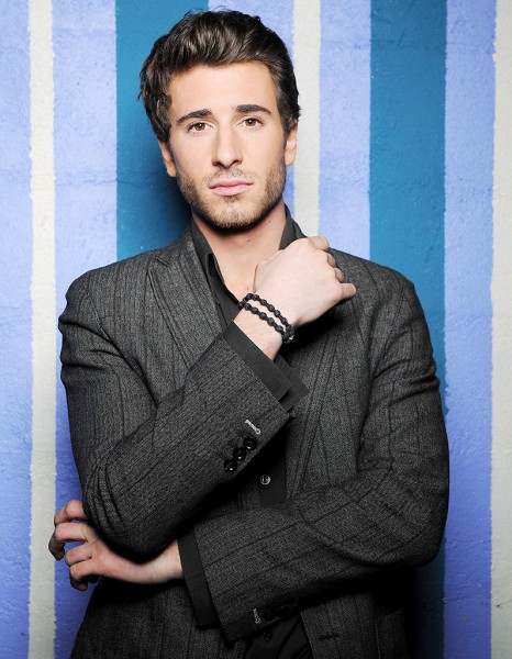 Julien-Rochedy-it-boy-ou-hate-boy_reference.jpg