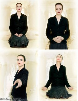 Elle.fr (1/9/2012) Mes-livres-s-imposent-a-moi_image_dossier_portrait