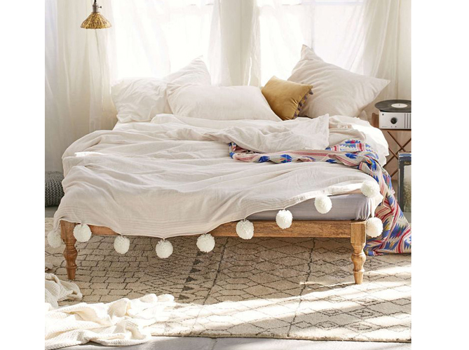 5 astuces faciles et pas chères pour relooker sa chambre elle ... Disposition des tapis dans une chambre