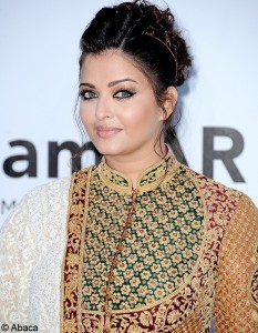 film cinéma - Festival de Cannes 2012 Look_du_jour_aishwarya_rai_large