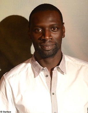 cdn-elle.ladmedia.fr/var/plain_site/storage/images/people/la-vie-des-people/news/notre-calendrier-2012-des-acteurs-sexy/omar-sy/20147810-1-fre-FR/Omar-Sy_galerie_principal.jpg