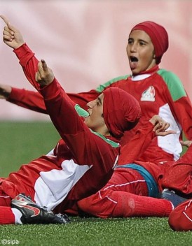 Football feminin la Fifa autorise le port du voile