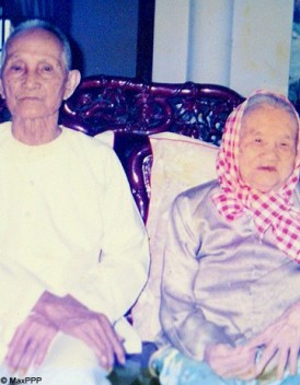 Un couple de Vietnamiens a fete ses 82 ans de mariage