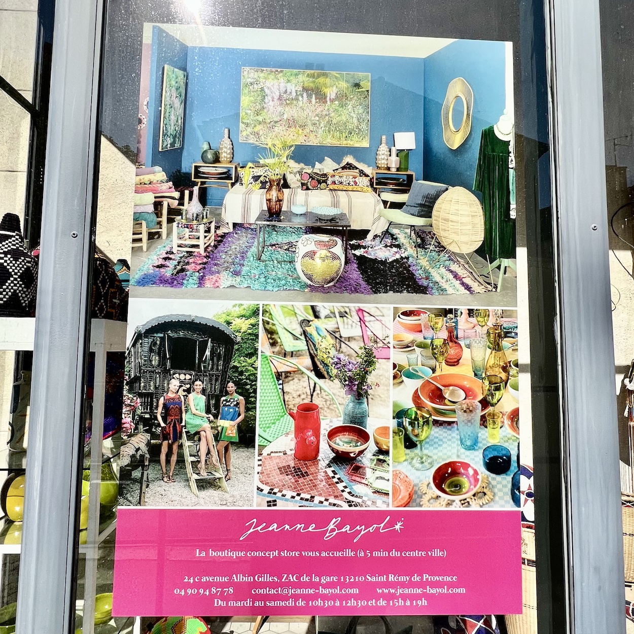 Voyage Color�