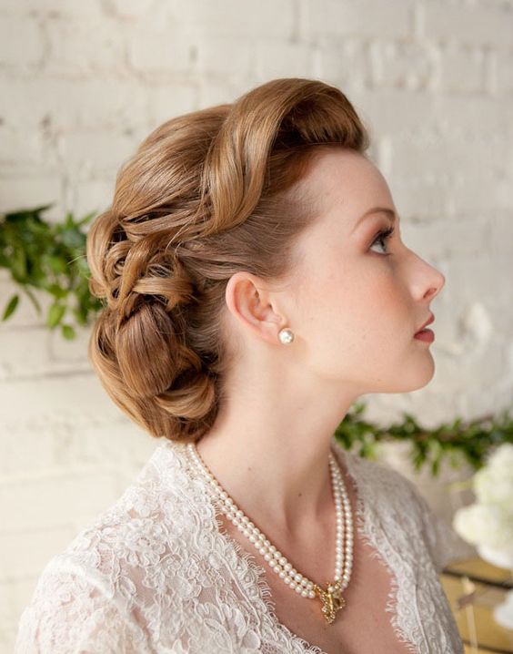 Coiffure de mariée vintage  Les plus jolies coiffures de mariée pour s