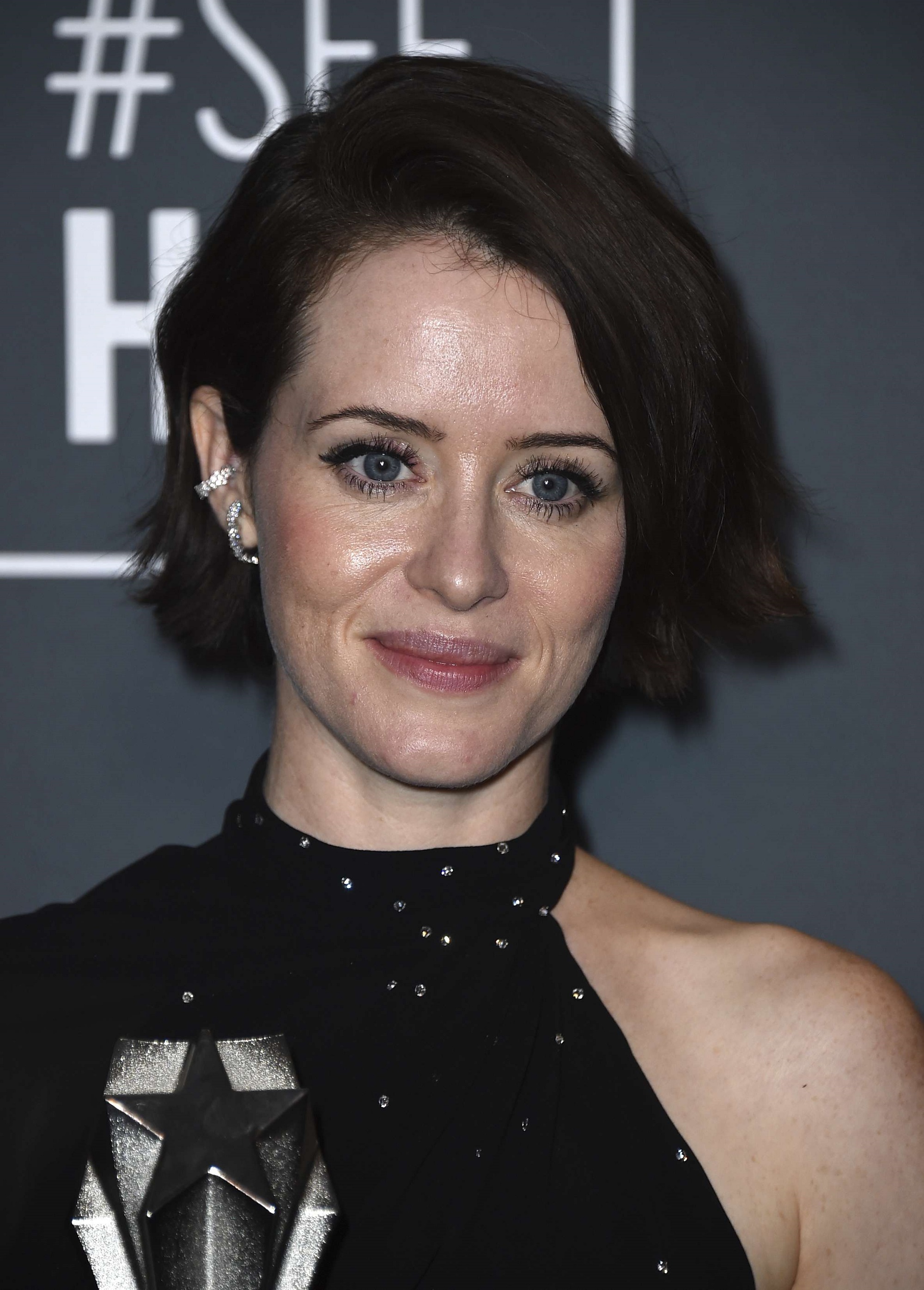 Claire Foy - Lady Gaga, Emily Blunt, Julia Roberts : les beauty look