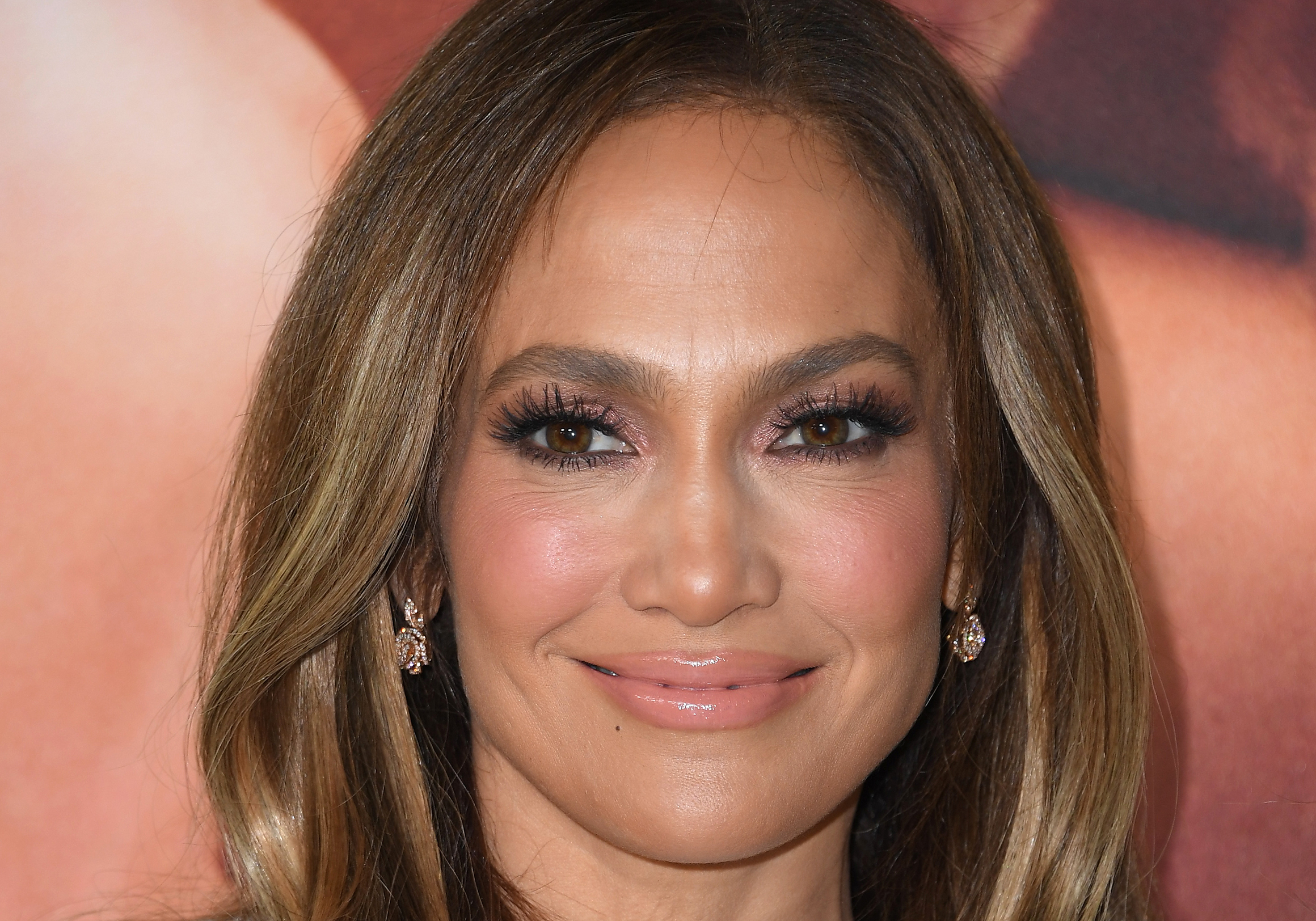 Voici le secret de Jennifer Lopez pour avoir une peau rayonnante a 52 ans