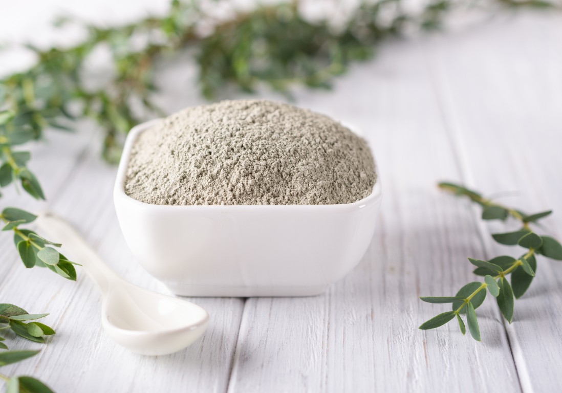 Bain de pieds anti-transpiration - 10 recettes de bains de pieds maison