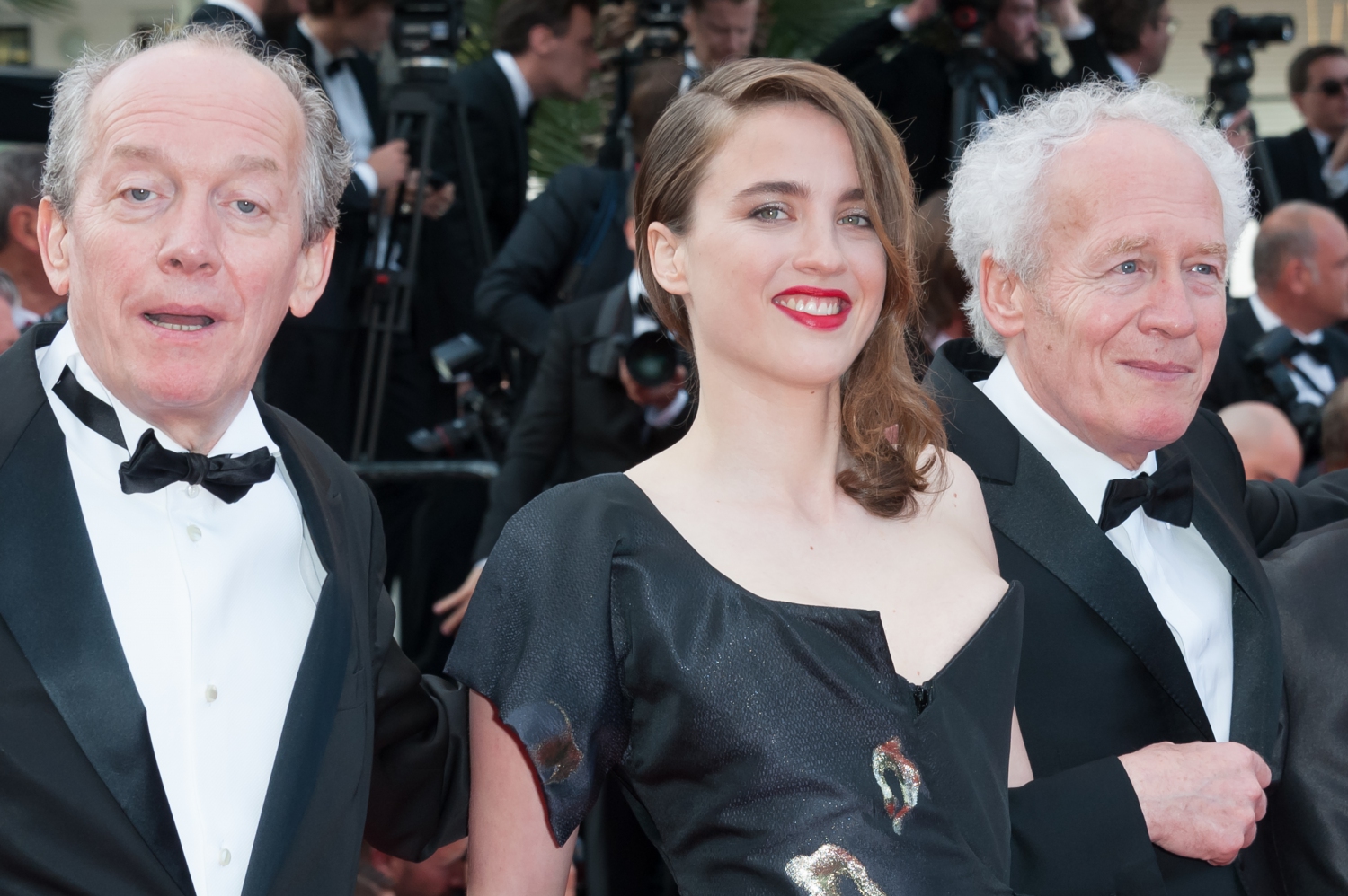 Adele Haenel Et Les Freres Dardenne Cannes 2016 Defile De Stars Pour La Fille Inconnue Elle