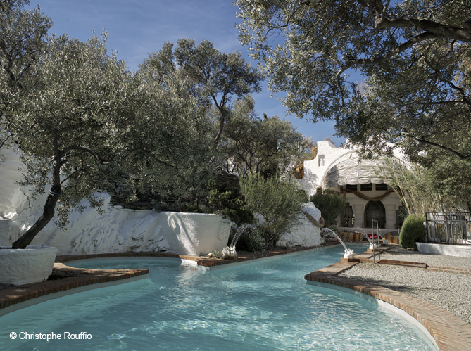 Salvador Dali Loeuvre Peint Decouvrez En Exclusivite La Maison De Salvador Dali Elle