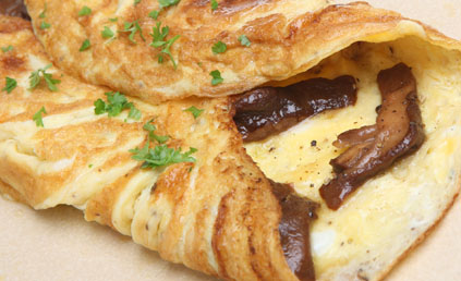 Omelette Aux Champignons Pour 4 Personnes Recettes Elle A Table