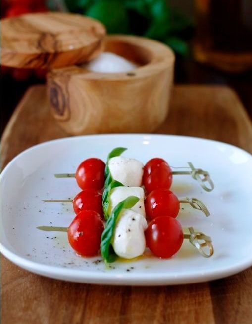 Brochettes Apéritives Avec Tomates Cerises - Des Brochettes Apéritives ...