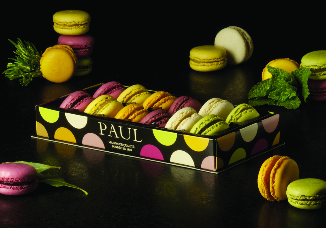 Bouquet Macarons Paul Summer Sweets Une Farandole De 50 Delices Elle A Table