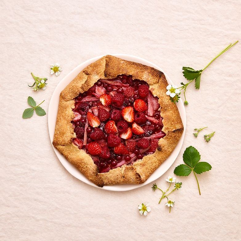 Duo fraise-rhubarbe : nos desserts gourmands - Elle à Table