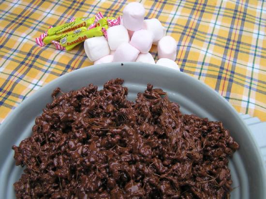 Gateau Au Carambar Pour 4 Personnes Recettes Elle A Table