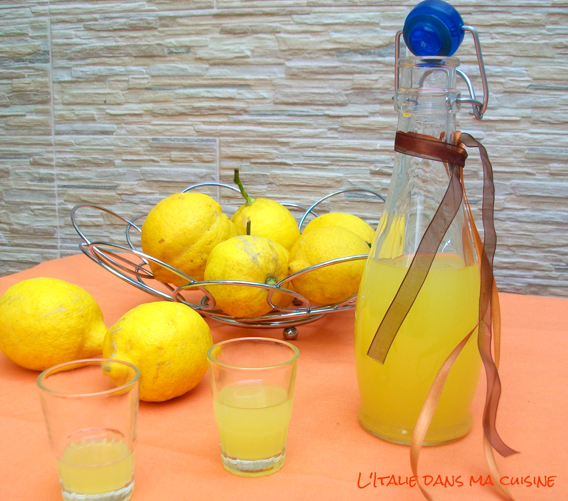 Quel Alcool Pour Parfumer Une Salade De Fruits Limoncello pour 30 personnes - Recettes Elle à Table