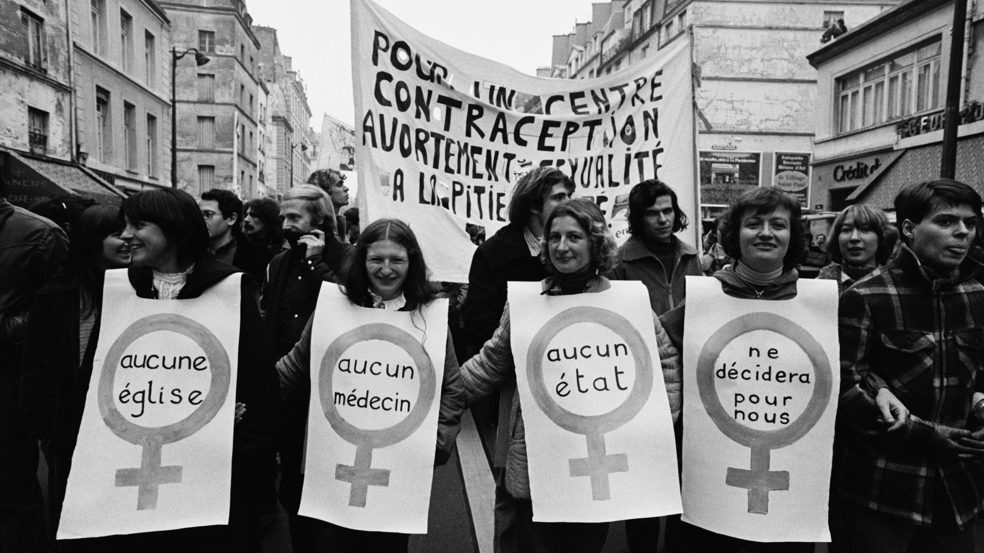 Droit à l'IVG : l'histoire du Manifeste des 343 - Elle