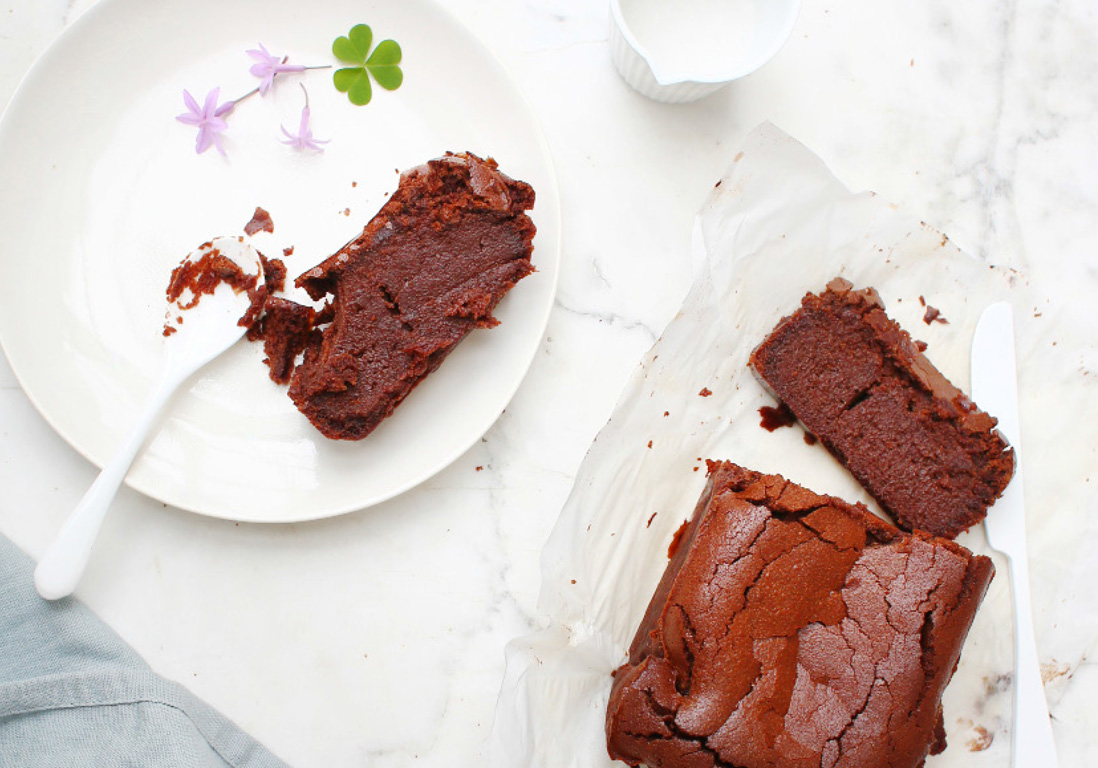 Gateau Au Chocolat Minceur Pour 4 Personnes Recettes Elle A Table