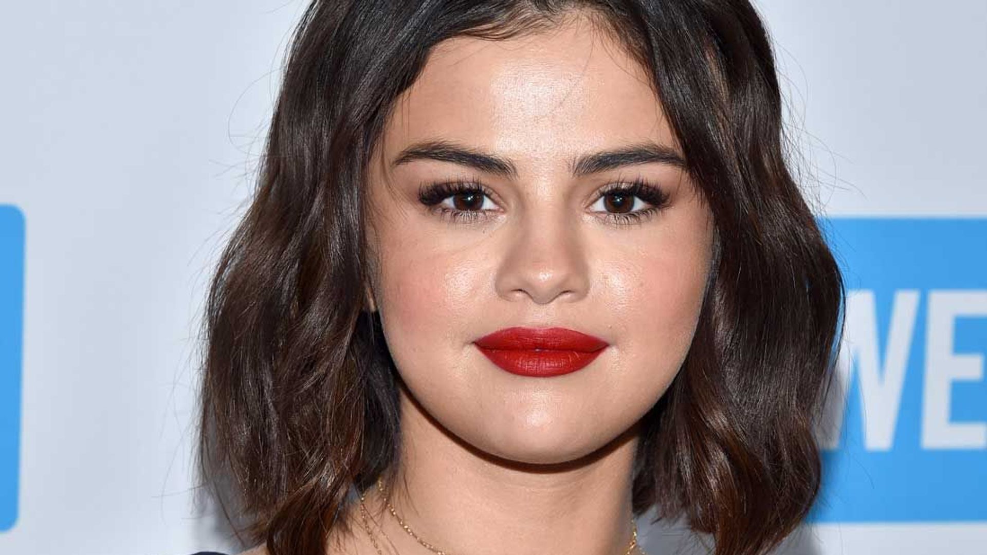 Elle est parfaitement rasée Elle est parfaitement rasée