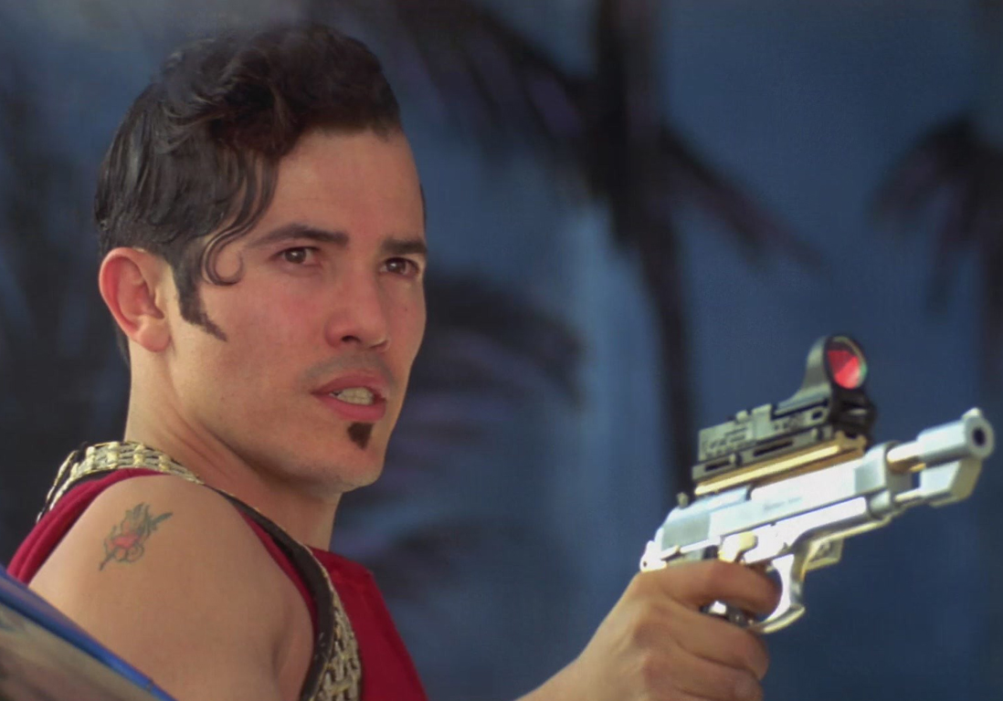 John Leguizamo Est Tybalt Capulet - Que Sont-ils Devenus Les Acteurs De ...