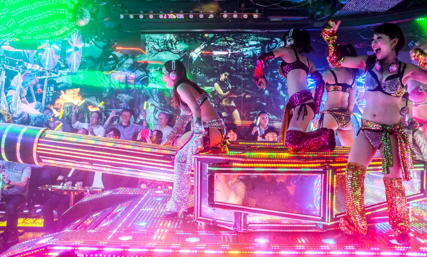 La Voleuse De Livres Streaming Vf Le Robot restaurant Shinjuku, le restau du futur - 10 adresses