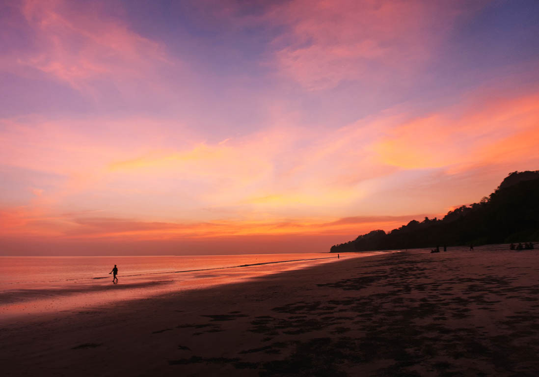 Un Coucher De Soleil Sur Lîle De Havelock Iles Andaman
