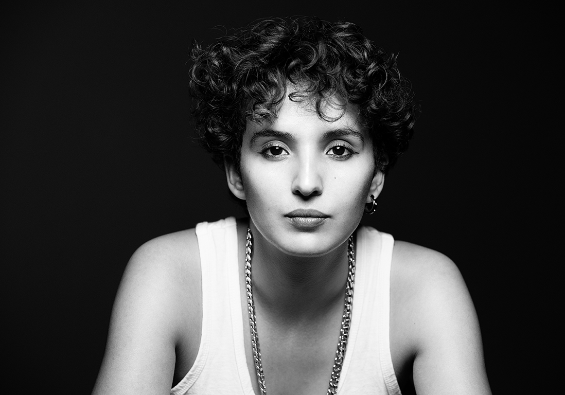 M6 Elle M ' A Sauvée Fatima Daas :« L'homosexualité m'a sauvée » - Elle