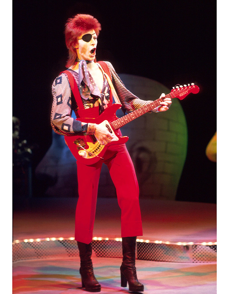 Ziggy Stardust David Bowie De Ziggy Au Dandy Le Roi Du Style Cétait Lui Elle 4079