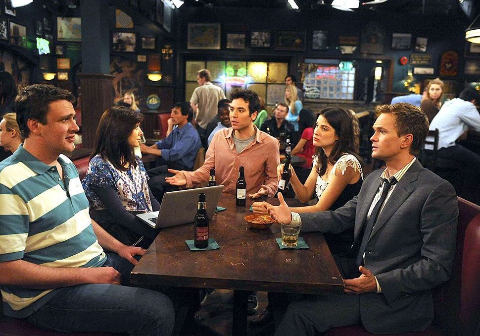 How I Met Your Father Sortie France How I Met Your Mother: Hilary Duff dévoile le casting du spin-off de la