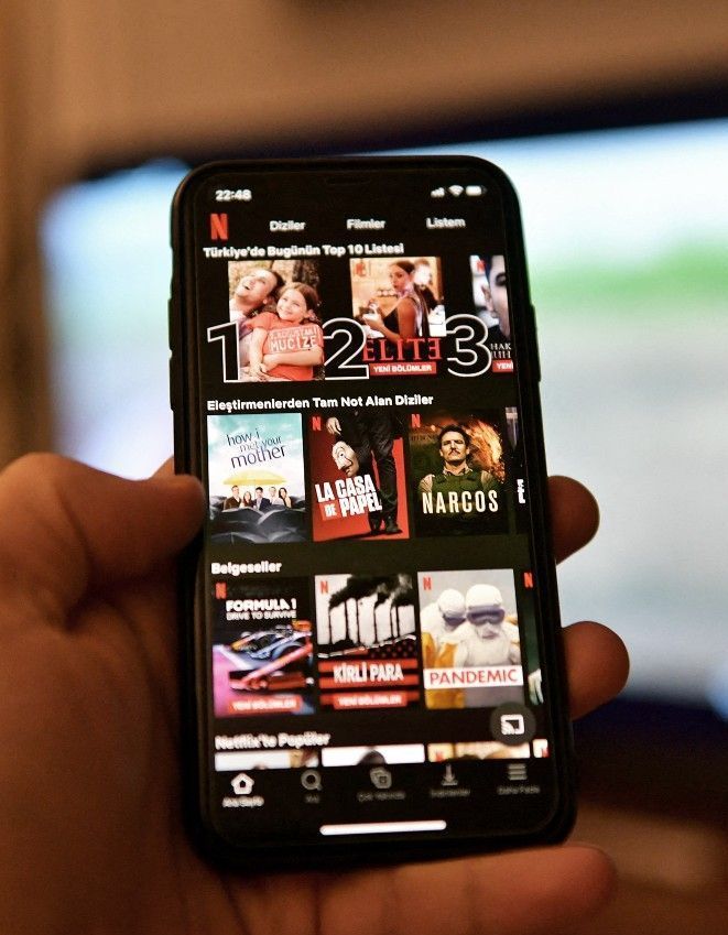 Netflix envoie des avertissements pour faire cesser les ...