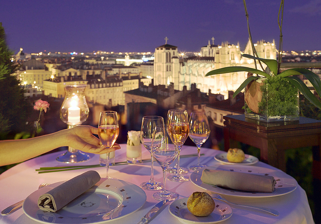 Dîner romantique avec vue sur les toits de Lyon Les meilleures adresses de restos pour un