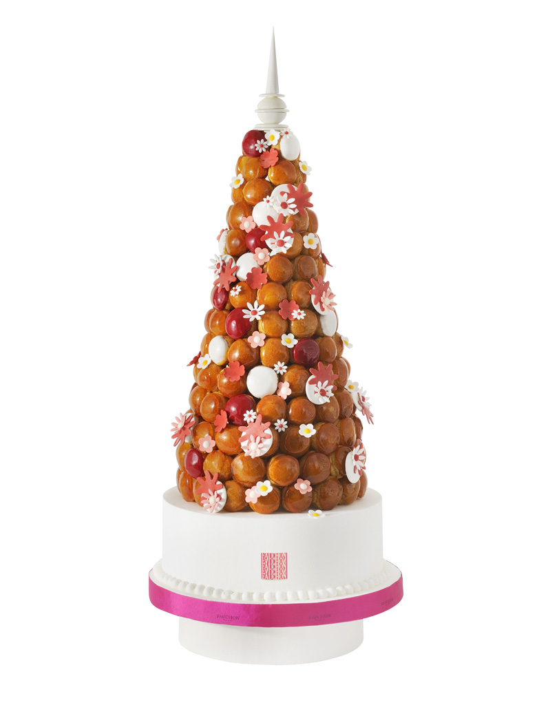 Piece Montee De Mariage Avec Des Choux Caramelises Fauchon Une Belle Piece Montee Pour Mon Mariage Elle