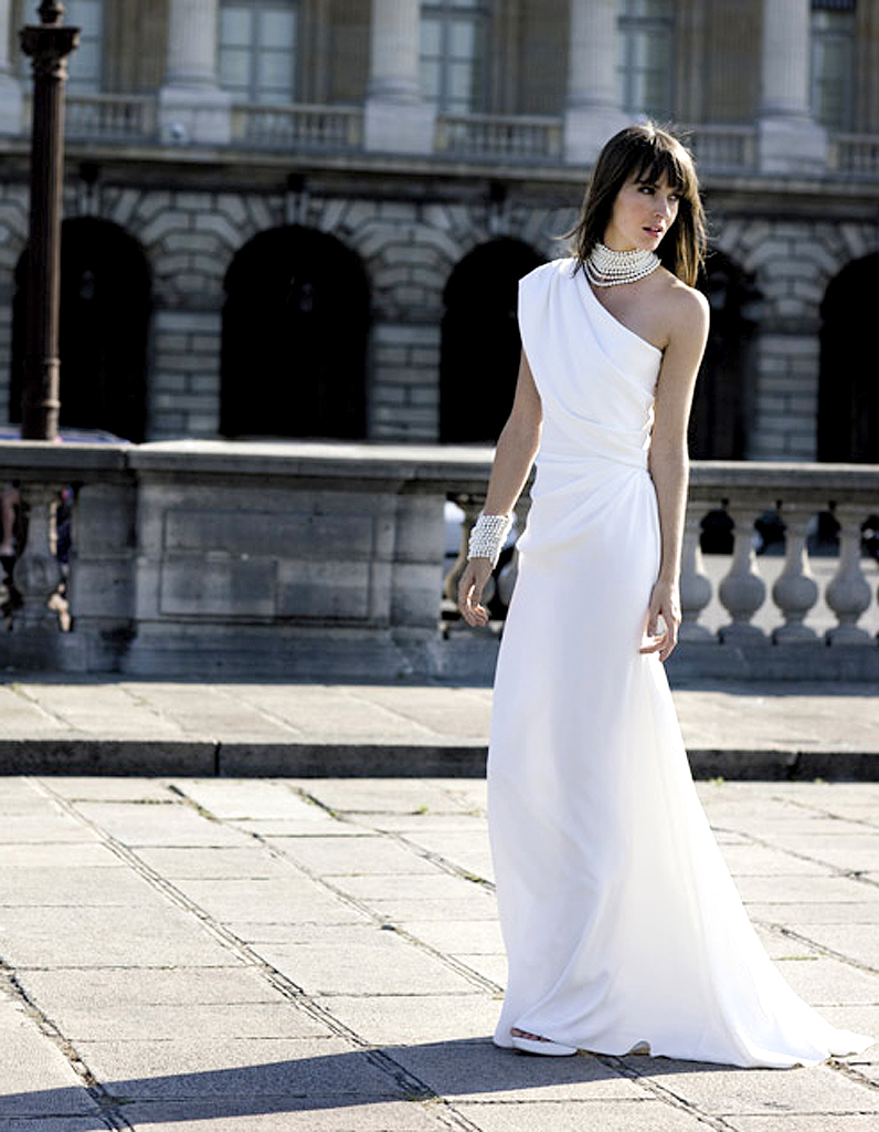 3 Mois Pour Se Marier Big Ed 1 Cymbeline FANFAN - Robe de mariée : on ose l’asymétrie - Elle