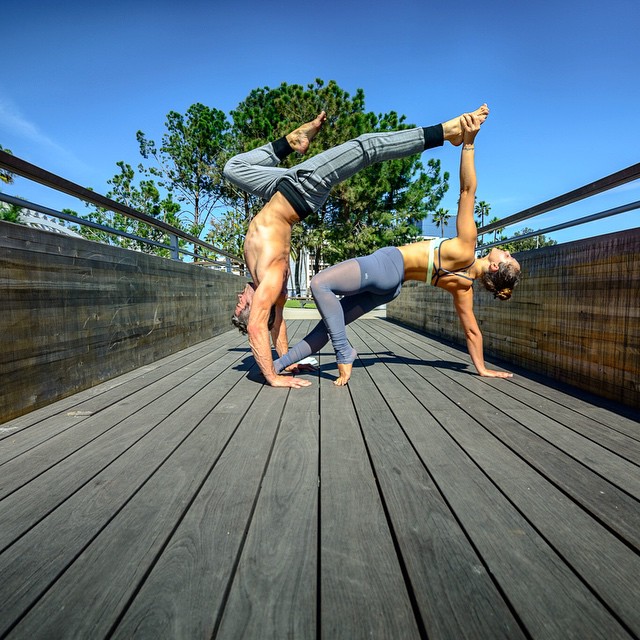 Exercice de yoga à deux Yoga en couple les plus jolies photos repérées sur Instagram Elle Exercice de yoga à deux Yoga en couple les plus jolies photos repérées sur Instagram Elle