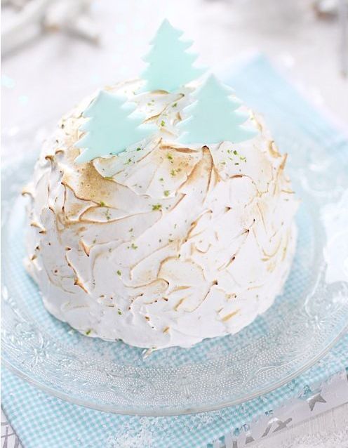 Christmas Cake Dome Meringue Framboise Citron Vert Christmas Cake L Autre Gateau De Noel Elle