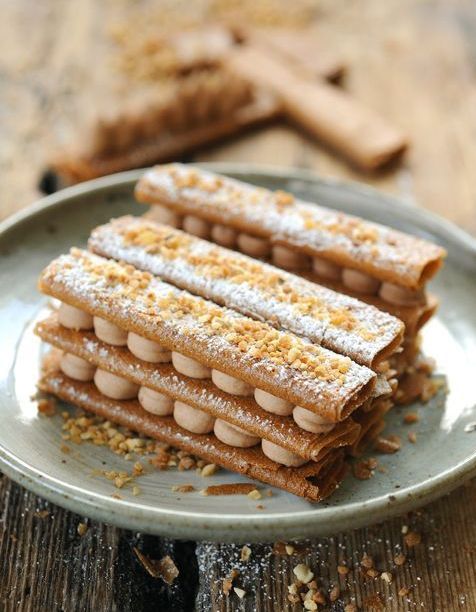 Mille Feuilles Crepes Dentelle Et Praline Du Praline Pour Un Noel Qui Change Elle