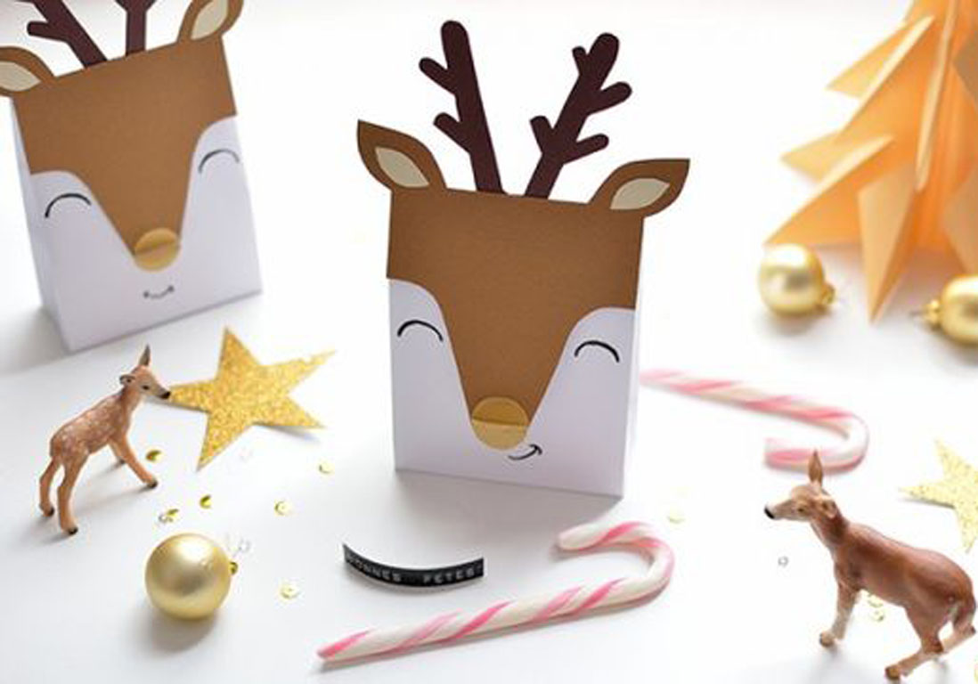 Bricolage de Noël des paquets cadeaux en forme de renne On se lance dans le bricolage de