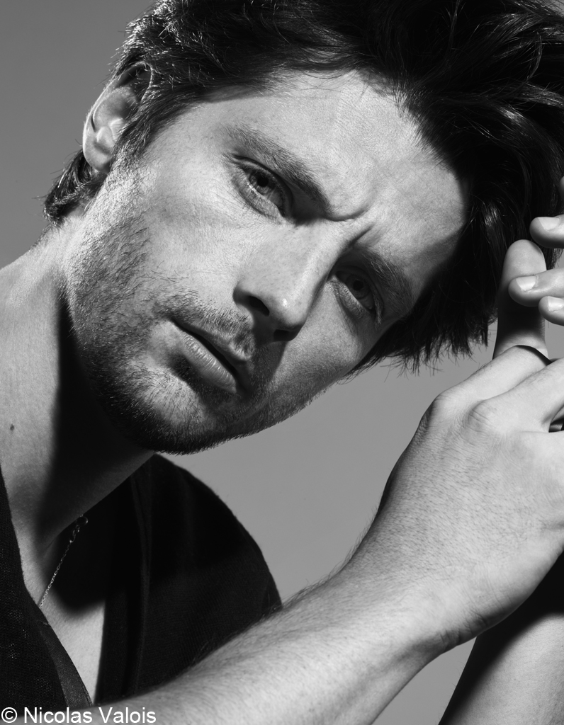 Six raisons d’adorer Raphaël Personnaz Elle