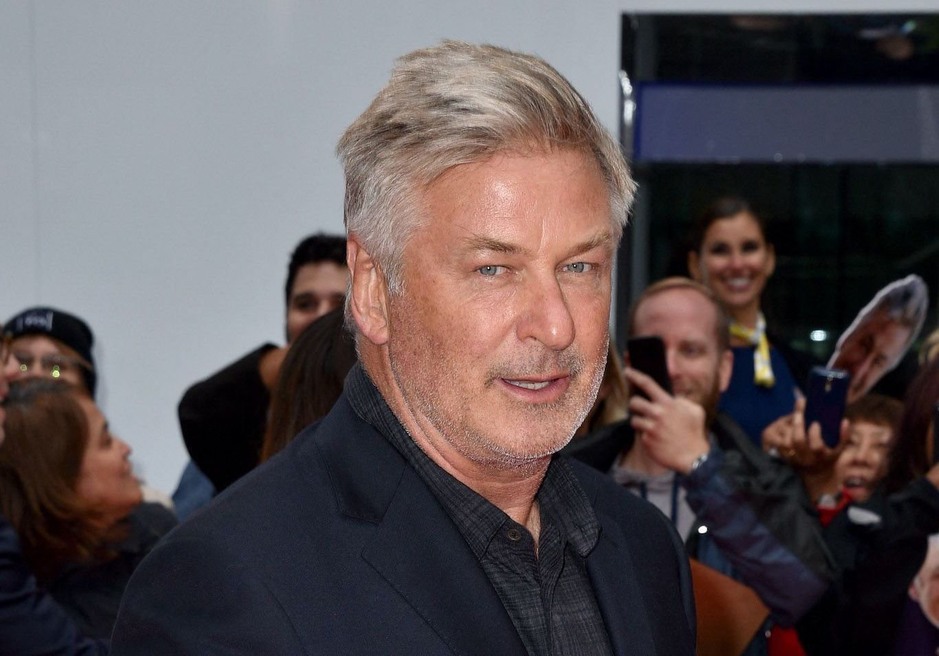 Alec Baldwin Les Circonstances De Son Tir Mortel Elle 2225