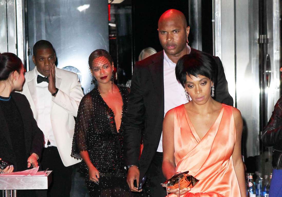 Autopsie d un clash que s est il passe entre Solange Knowles et Jay Z dans l ascenseur
