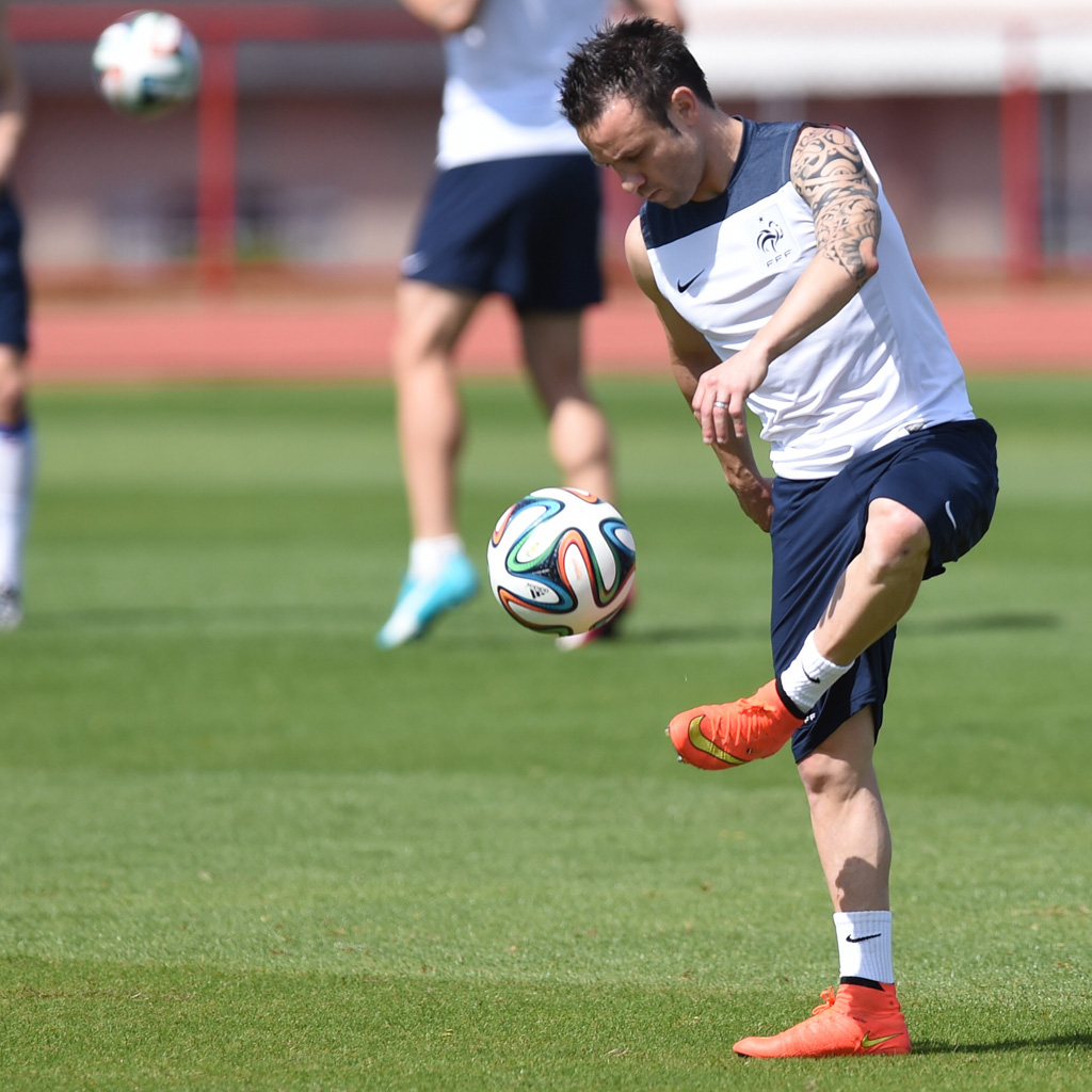 Mathieu Valbuena Brésil 2014 Les Footballeurs Champions Du Monde Du Tatouage Elle 4256