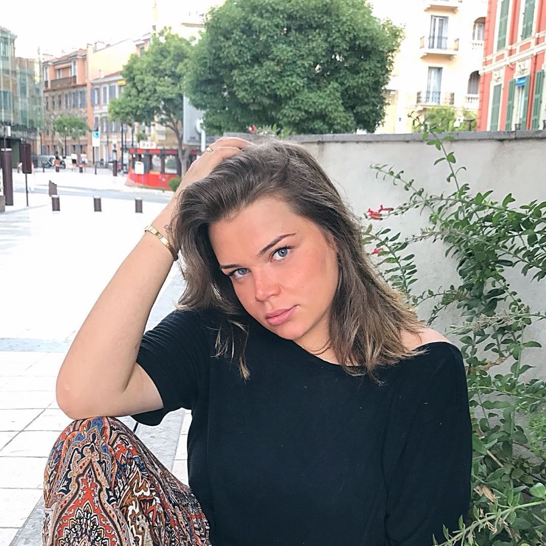 Camille Gottlieb La Fille De Stephanie De Monaco Fete Ses 21 Ans Avec Sa Soeur Pauline Ducruet Elle