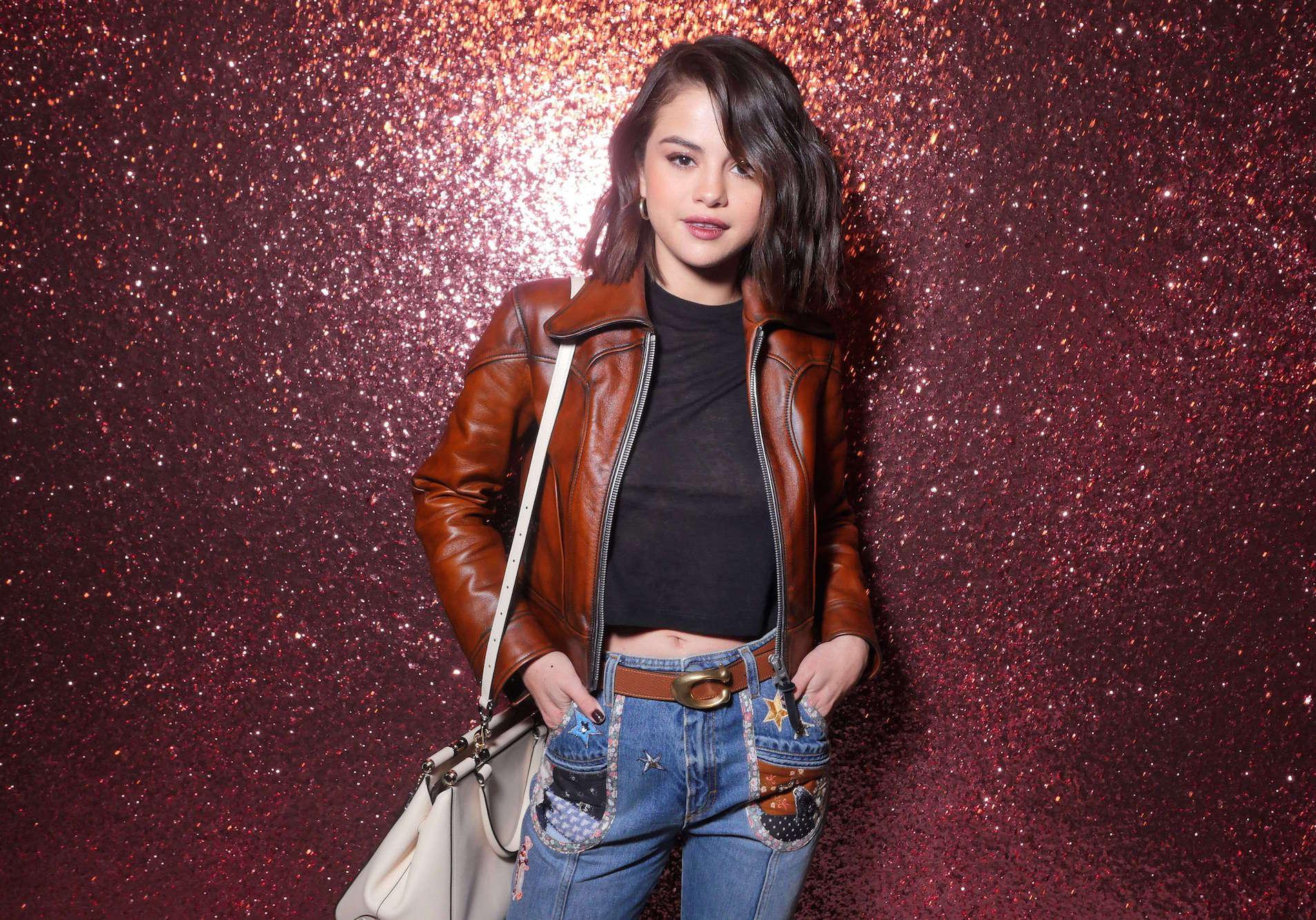 Ce Sosie De Selena Gomez Est La Soeur D Un Chanteur Tres Connu Elle