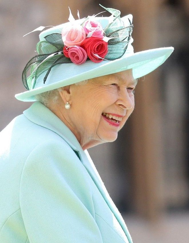 Elizabeth Ii La Reine Doit Prendre Une Decision Difficile Pour La Famille Royale Elle