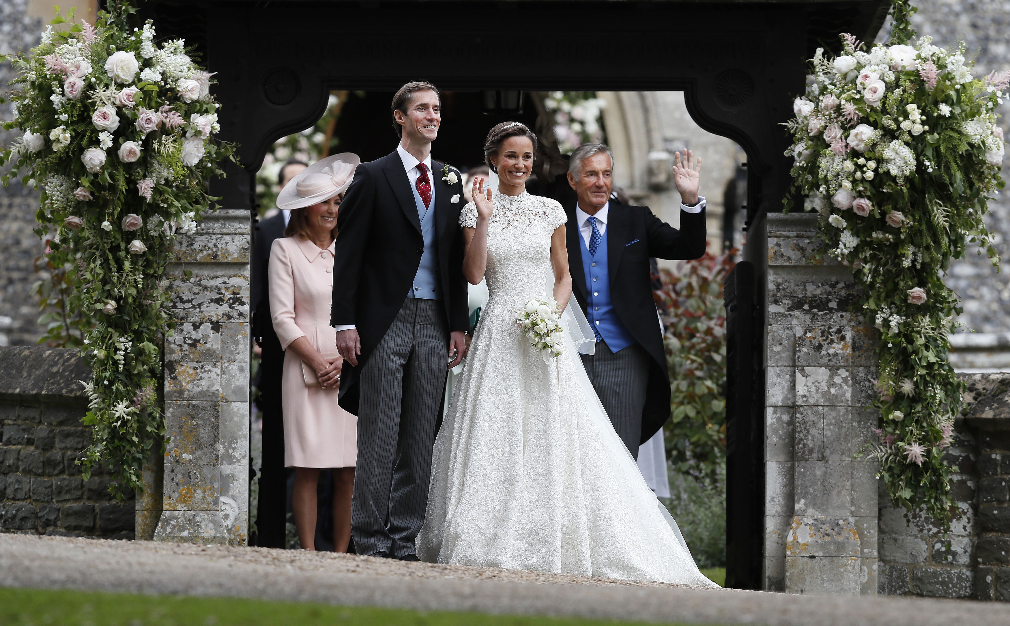 Pippa Middleton Et James Matthews Prennent La Pose Avec Les