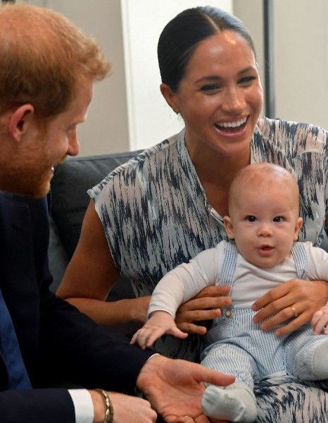 Meghan Markle et le prince Harry : le surnom à croquer du petit Archie pour Halloween ! - Elle