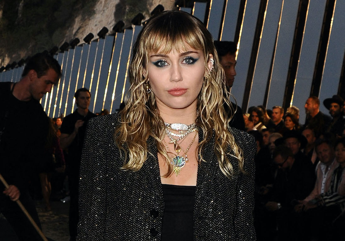 Miley Cyrus mourns the death of her dog Mary Jane