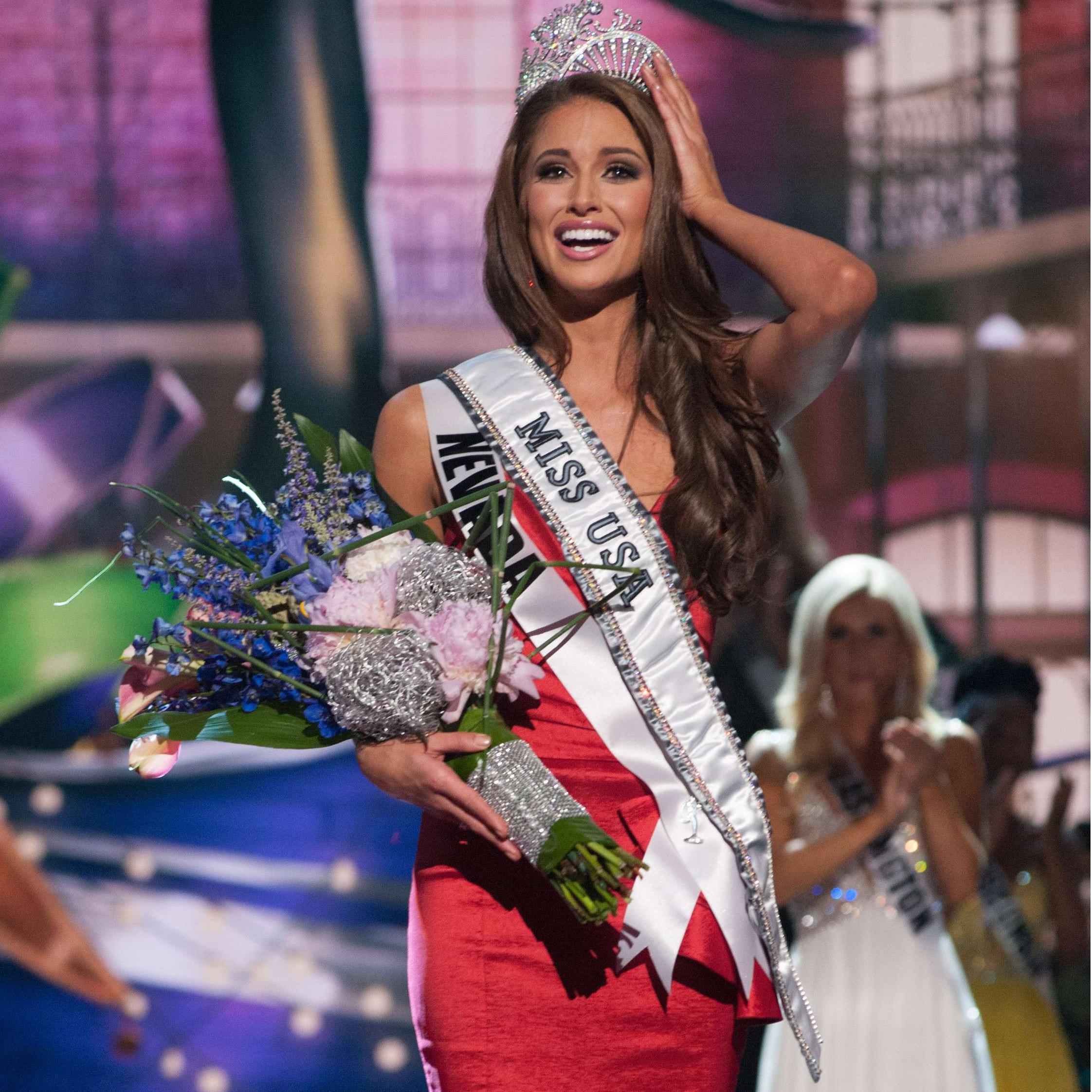 https://cdn-elle.ladmedia.fr/var/plain_site/storage/images/people/la-vie-des-people/news/miss-usa-2014-mais-qui-est-vraiment-nia-sanchez-2711474/47725940-1-fre-FR/Miss-USA-2014-mais-qui-est-vraiment-Nia-Sanchez.jpg