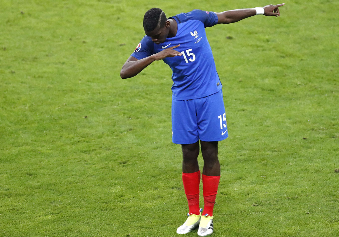 Le Dab De Paul Pogba Pogba Griezmann Que Signifient Leurs Gestes De Celebration De But Elle